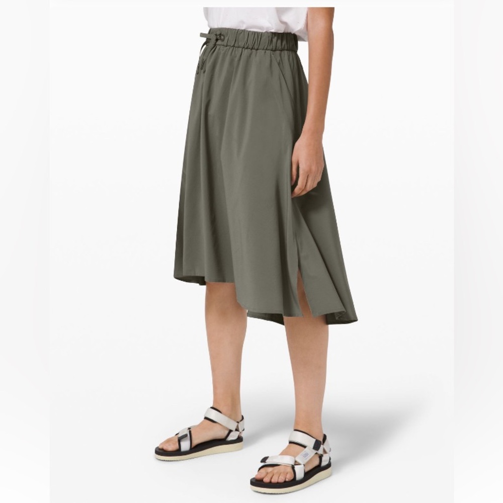 Lululemon Time to Flounce midi
